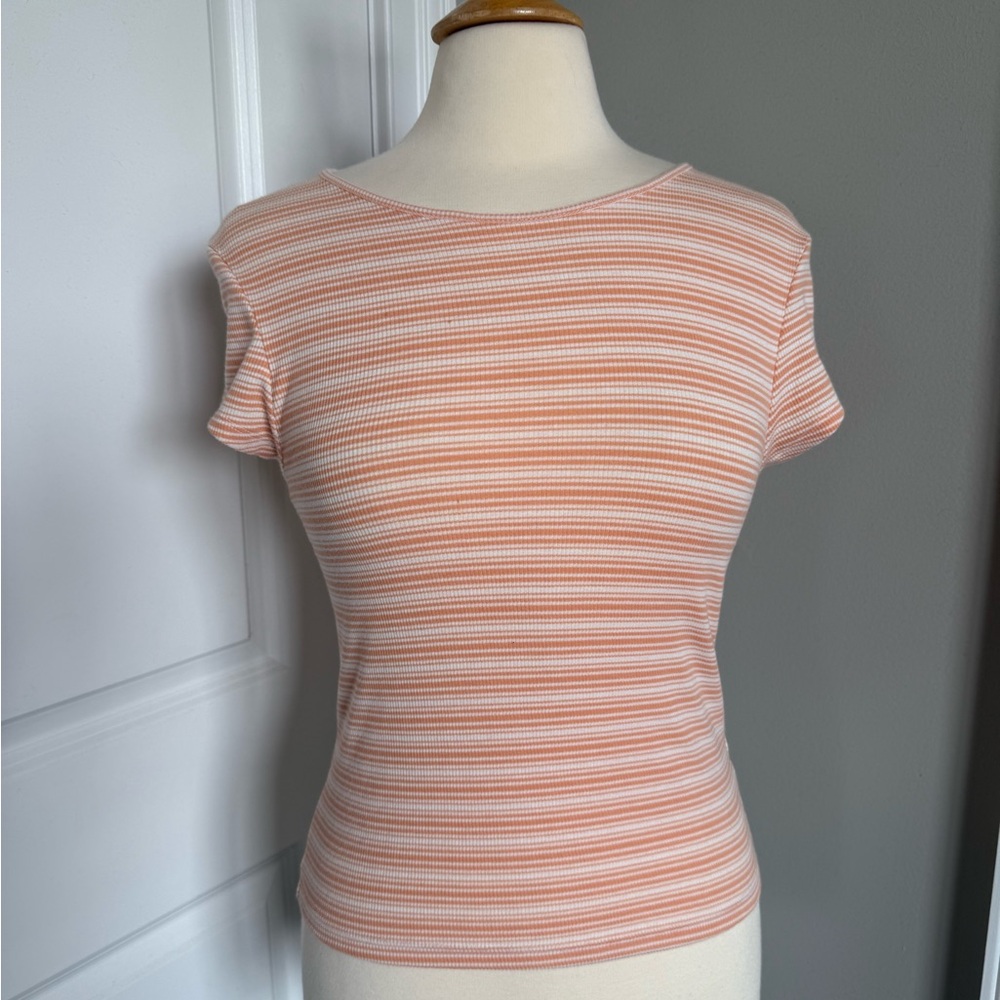 American Eagle Outfitters Pink and White Fitted Cap Sleeve Tee